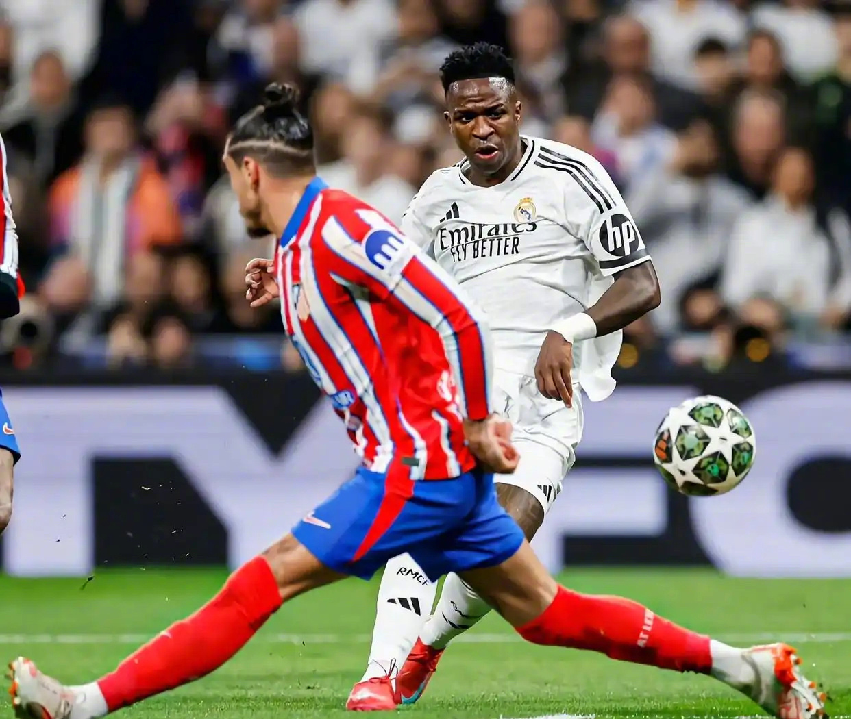 九游娱乐包含费德勒连续三场比赛得分超过势不可挡，皇家马德里挑战极限！的词条